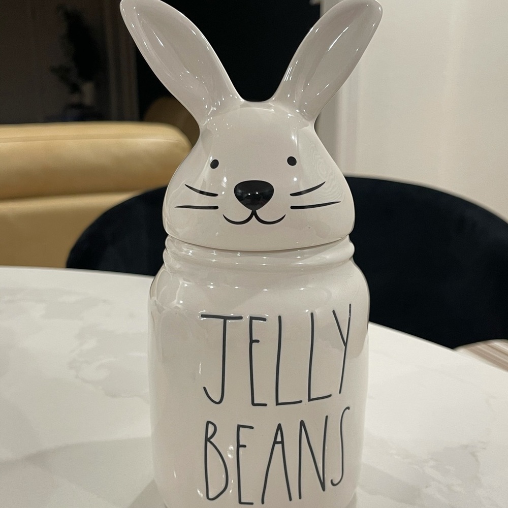Jelly beans canister